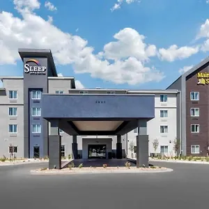 Sleep & International Airport Denver