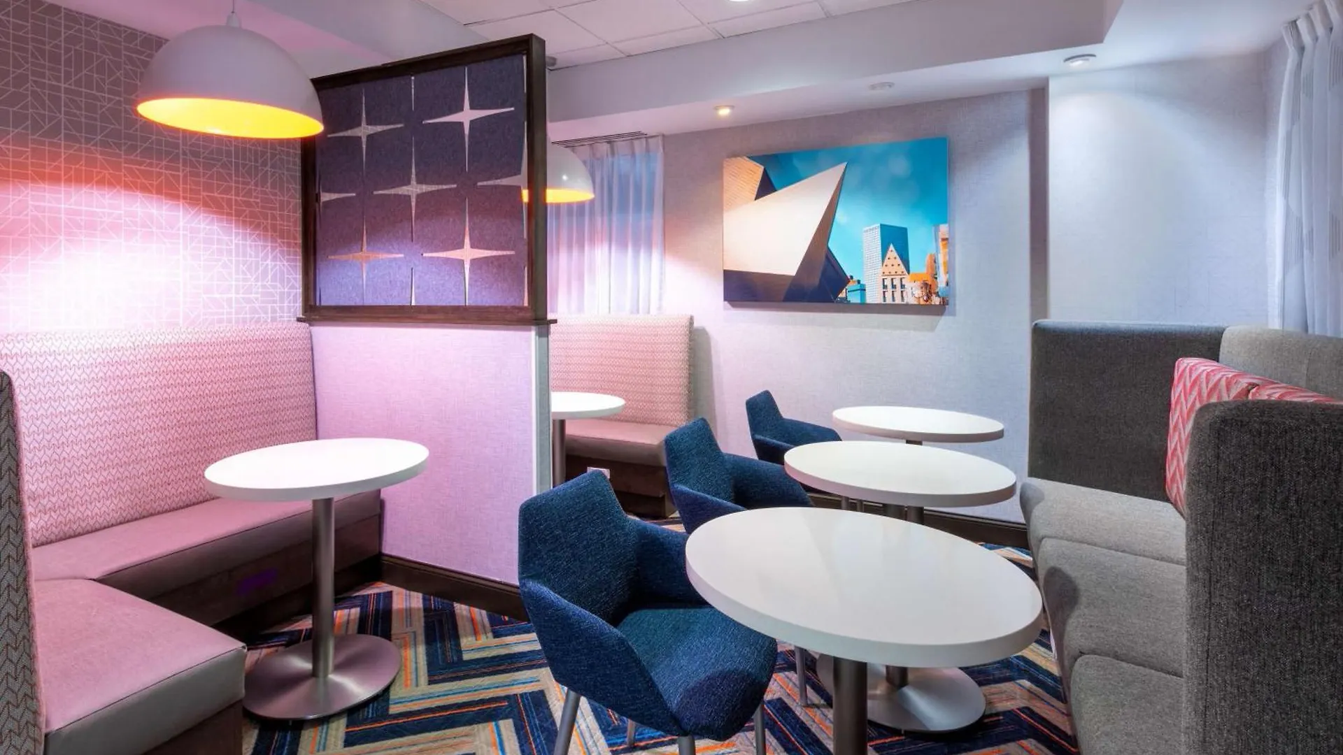 Hampton Inn Denver-International Airport Hotel DEN